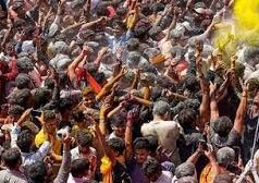 होली खेलने की परंपरा काशी में कैसे शुरू हुई चिता की रख से जानें?