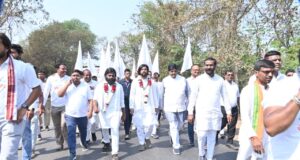 रायपुर से गिरौदपुरी पदयात्रा के दौरान भव्य स्वागत, “मनखे-मनखे एक समान” का संदेश