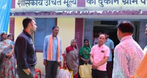 कलेक्टर ने ग्राउंड स्तर पर पहुंचकर चावल उत्सव का जायजा लिया, पारदर्शी वितरण के दिए निर्देश