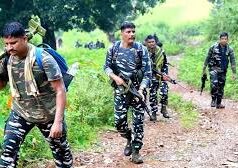 जंग के मैदान में तब्दील हुई पहाड़ियां, छत्तीसगढ़ में दो हजार जवानों ने घेरा माओवादियों का सुरक्षित ठिकाना