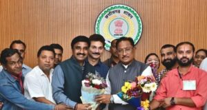 मुख्यमंत्री से छत्तीसगढ़ कर्मचारी अधिकारी फेडरेशन के प्रतिनिधिमंडल ने की मुलाकात