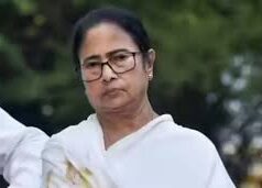 कानूनी लड़ाई पर ममता सरकार के खर्च पर उनकी ही पार्टी के नेता ने उठाए सवाल, RTI से ली जानकारी