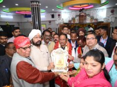 मुख्यमंत्री विष्णुदेव साय ने रायगढ़ के पंडरीपानी महालक्ष्मी मंदिर में की पूजा-अर्चना