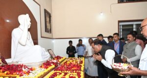 अघोर गुरु पीठ बनोरा पहुंचे मुख्यमंत्री साय, गुरु दर्शन कर लिया आशीर्वाद