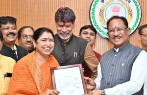 मुख्यमंत्री साय से नवनिर्वाचित राज्यसभा सदस्य लक्ष्मी वर्मा ने की सौजन्य मुलाकात