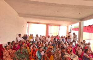 आप पार्टी ने किसानों को सरकार की किसान विरोधी नीतियों की दी जानकारी