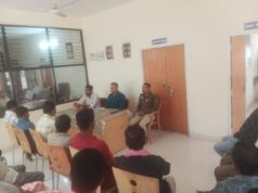 बचेली थाना परिसर में ग्राम रक्षा समिति गठन को लेकर बैठक आयोजित