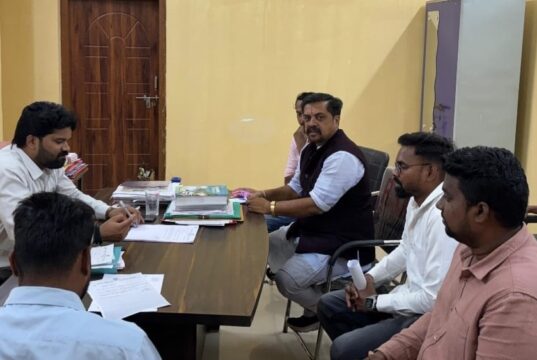 एनएमडीसी एल1-एल2 भर्ती की नि:शुल्क कोचिंग शुरू कराने पूर्व नगर पालिका अध्यक्ष शैलेन्द्र सिंह के नेतृत्व में एसडीएम को सौंपा गया ज्ञापन, बेरोजगार युवाओं के लिए उठी मांग