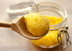 कहीं आप भी तो नहीं खा रहे मिलावटी घी? FSSAI के बताए इस सिंपल टेस्ट से 5 मिनट में करें चेक