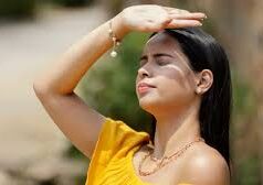 गर्मियों में स्किन की देखभाल के लिए जरूरी टिप्स