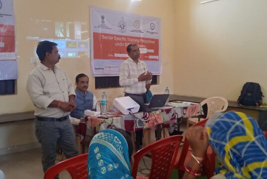 वन उत्पाद आधारित उद्यमों हेतु तीन दिवसीय विशेष प्रशिक्षण कार्यक्रम सम्पन्न ग्राम पंचायत हरदी एवं ग्राम पंचायत मदनपुर