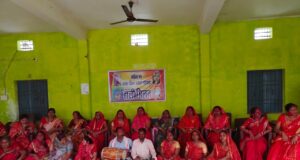 सिन्हा कलार समाज महिला मंच का होली मिलन समारोह संपन्न, फाग गीत और नृत्य से झूमीं महिलाएं