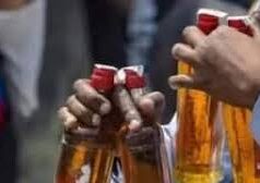 भारत के लोग होली ही नहीं त्योहारों पर इतने करोड़ की शराब पी जाते हैं यहां है पूरी लिस्ट…