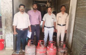 होटलों में घरेलू गैस के अवैध उपयोग पर सख्त कार्रवाई:खाद्य विभाग की टीम सक्रिय, जनकपुर में 7 घरेलू गैस सिलेंडर जब्त