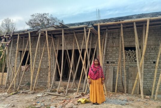 सफलता की कहानी बिहान योजना से बदली किस्मत: गृहिणी फुल कुवर बनीं आत्मनिर्भर उद्यमी, सालाना कर रही लाखों की कमाई