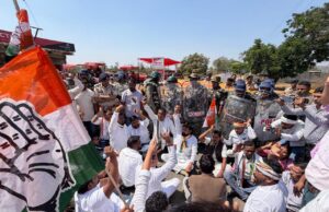 अफीम की अवैध खेती को लेकर सियासत गरम, कांग्रेस का जोरदार धरना-प्रदर्शन