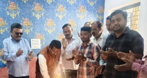 गैंदाटोला में हर्षोल्लास के साथ मनाया गया विधायक भोलाराम साहू का जन्मदिन