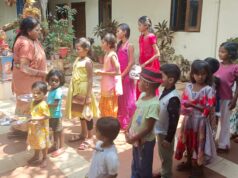 दंतेवाड़ा में नवरात्र की अष्टमी पर भक्ति का सैलाब, घर-घर कन्या पूजन और भोज