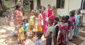 दंतेवाड़ा में नवरात्र की अष्टमी पर भक्ति का सैलाब, घर-घर कन्या पूजन और भोज