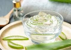 गर्मियों में सनबर्न और टैनिंग से राहत दिलाएगा एलोवेरा जेल, यहां जानें इसे लगाने का सही तरीका