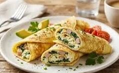 नाश्ते में कुछ हेल्दी खाना है? झटपट बनाएं प्रोटीन से भरपूर और टेस्टी ‘एग पैनकेक रोल’