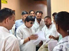 एनसीएल की खदान 04 और 13 को निरस्त करने की मांग, युवाओं ने सीएमडी को सौंपा ज्ञापन