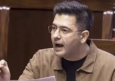 खामोश करवाया गया हूं, हारा नहीं हूं, डिप्टी लीडर पद से हटाए जाने के बाद राघव चड्ढा का मैसेज