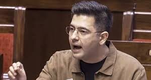 खामोश करवाया गया हूं, हारा नहीं हूं, डिप्टी लीडर पद से हटाए जाने के बाद राघव चड्ढा का मैसेज