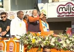 PM मोदी ने पुडुचेरी में चुनाव प्रचार को दी धार, NDA नेताओं के साथ किया रोड शो; देखने को उमड़ी भीड़