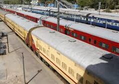 भारतीय रेलवे ने गर्मियों की भीड़ से परेशान यात्रियों के लिए बड़ी खुशखबरी,रेलवे ने चलाए18,262 समर स्पेशल ट्रेनें..