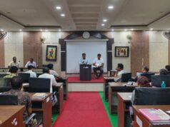 डोर-टू-डोर जनगणना कल से शुरू, हर घर की होगी गिनती,आयुक्त ने कर्मचारी एवं सुपरवाइजर्स की बैठक लेकर दिए आवश्यक दिशा निर्देश