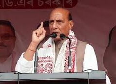 असम के युवाओं का अपमान बर्दाश्त नहीं’, राजनाथ सिंह ने कांग्रेस से मांगा माफीनामा