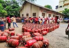 PNG-LPG टैक्स फ्री करने की मांग,ऊर्जा संकट के बीच राहत की अपील…