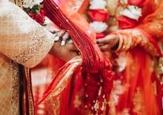 शादी नहीं हो रही तय? जानें ग्रह-नक्षत्र क्या दे रहे हैं संकेत