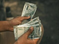 DA Hike: सरकारी कर्मचारियों और पेंशनर्स की बल्ले बल्ले! महंगाई भत्ते में 2% बढ़ोतरी पर कैबिनेट ने लगाई मुहर