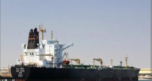 अमेरिका-ईरान तनाव के बीच Strait of Hormuz पार कर भारत पहुंचा तेल टैंकर ‘देश गरिमा’