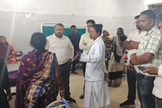 सीएमएचओ का सख्त निरीक्षण: मेडिकल कॉलेज निर्माण और अस्पताल सेवाओं में गुणवत्ता पर जोर