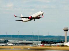 ईरान-US तनाव के बीच तेहरान एयरपोर्ट से फिर शुरू हुई अंतरराष्ट्रीय उड़ानें, दुनिया ने ली राहत की सांस!