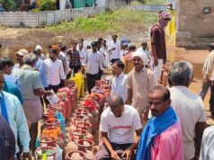 गैस सिलेंडर नहीं मिलने से गुस्साए लोगों ने किया चक्काजाम, मौक पर पुलिस के साथ पहुंची नायब तहसीलदार