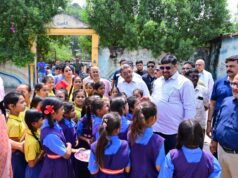 दुर्ग में स्कूल पहुंचे Gajendra Yadav: बच्चों से सीधा संवाद, अधिकारियों को दिए निर्देश