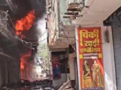भीषण अग्निकांड: प्लास्टिक व पटाखा दुकान में आग, 4 घंटे से दमकल की मशक्कत जारी, मंत्री-कलेक्टर मौके पर