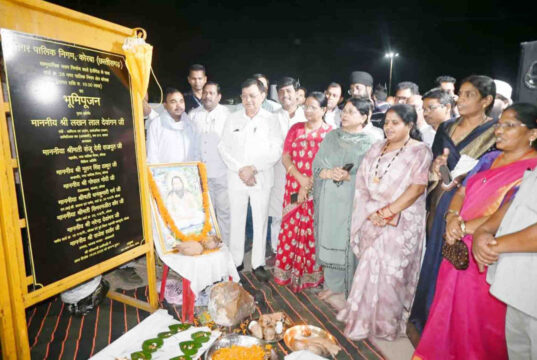 ट्रेफिक सिंग्नल में प्रतीक्षा करने वालों को अब तेज धूप व बारिश में नहीं होगी परेशानी चौक.चौराहों में बनेंगे प्रतीक्षा शेड