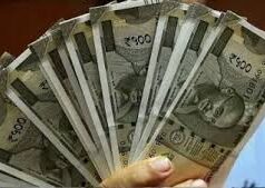 आकांक्षी ब्लॉक पिथौरा की छात्राओं को उत्कृष्ट प्रदर्शन के लिए राज्यपाल स्वेच्छानुदान से 10-10 हजार रुपए की मिली प्रोत्साहन राशि