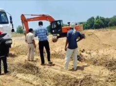 अवैध रेत खनन पर प्रशासन की बड़ी कार्रवाई – ओदारी नदी में छापा, 9 हाईवा और चैन माउंटेन मशीन जब्त