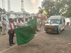 सिटी कोतवाली परिसर से फोरेंसिक मोबाइल वैन को दिखाई गई हरी झंडी