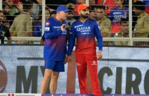 RCB के हेड कोच ने ये क्या कर दिया, आईपीएल ने आखिर क्यों लगा दी मोटी पेनाल्टी