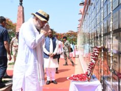 केंद्रीय गृहमंत्री अमित शाह ने अमर वाटिका में शहीदों को दी श्रद्धांजलि, परिजनों से की आत्मीय मुलाकात
