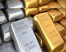 सोना 4,300 रुपये और चांदी 10,000 रुपये सस्ती, जानिए अचानक क्यों आई इतनी बड़ी गिरावट?