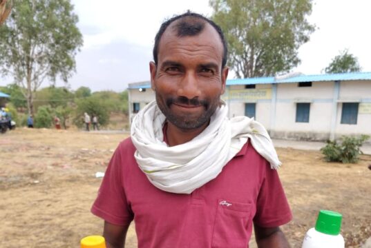 नैनो उर्वरकों पर बढ़ा किसानों का भरोसा, लालपुर के प्रयाग सिंह ने उठाया आधुनिक खेती की ओर कदम