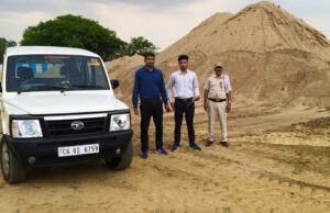 नागपुर रेलवे स्टेशन के पास रेत के अवैध भंडारण पर खनिज विभाग की बड़ी कार्रवाई,मिक्सिंग प्लांट पर छापा, संचालक को जारी किया गया कारण बताओ नोटिस